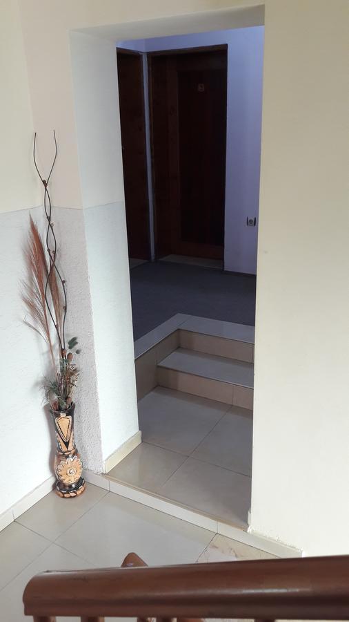 Fenerite Family Hotel Targovishte  Ngoại thất bức ảnh
